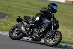 20250615 RIDINGZANMAI AK12081