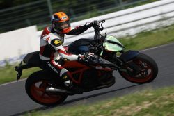 20250615 RIDINGZANMAI AK12350