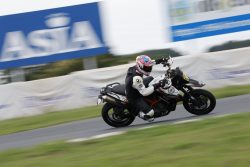20250920 RIDINGZANMAI AK11033
