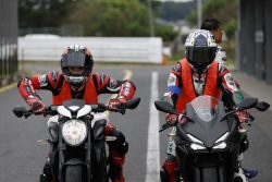 20250920 RIDINGZANMAI AK11570
