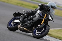 20250920 RIDINGZANMAI AK12415